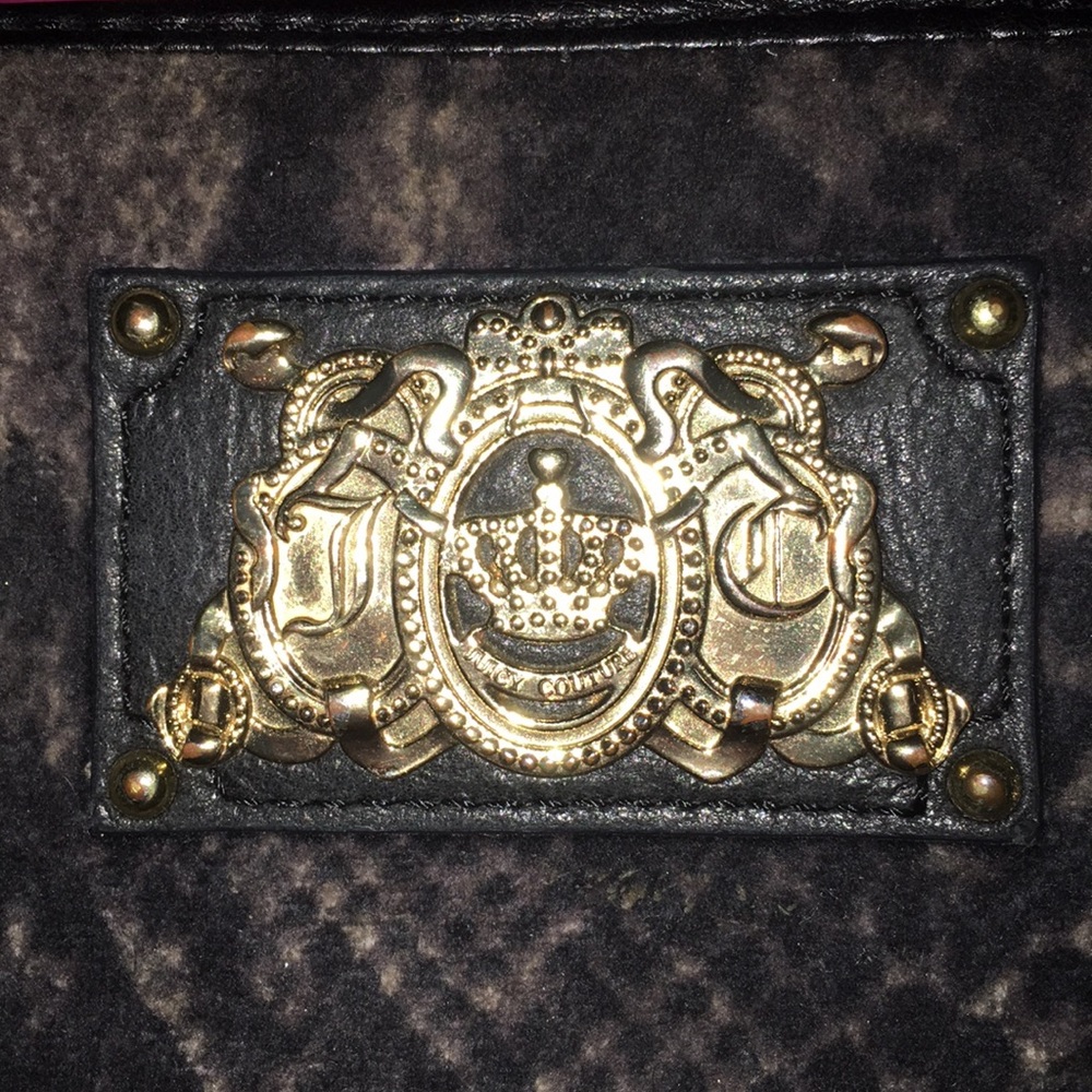 Stunning Brand New Juicy Couture Clutch